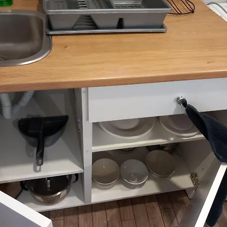 Апартамент Charming Studio In The City Center *